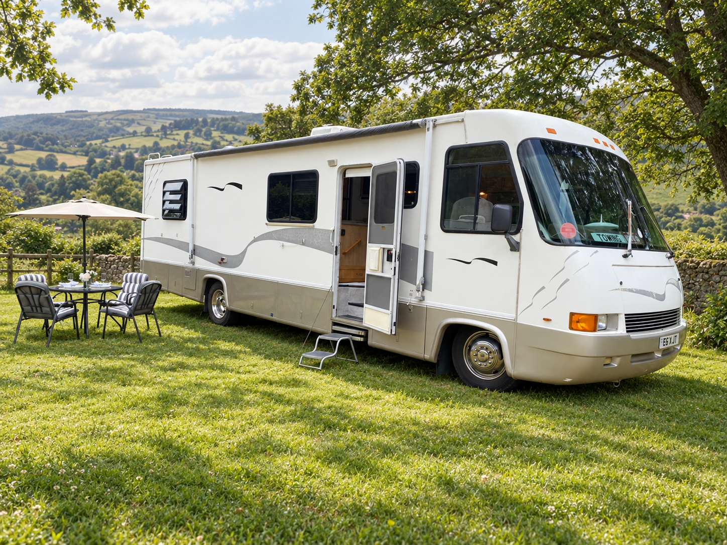 Coachman — photo 2